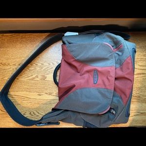 Keen messenger bag, used but excellent shape